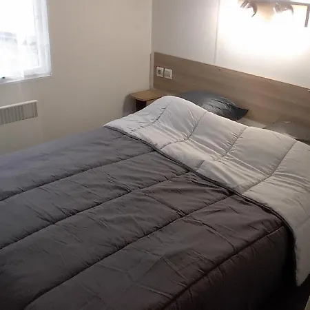 Prázdninový dům 3 Bed House - Sleeps 6 - Parking - Wifi Saint-Jean-de-Monts
